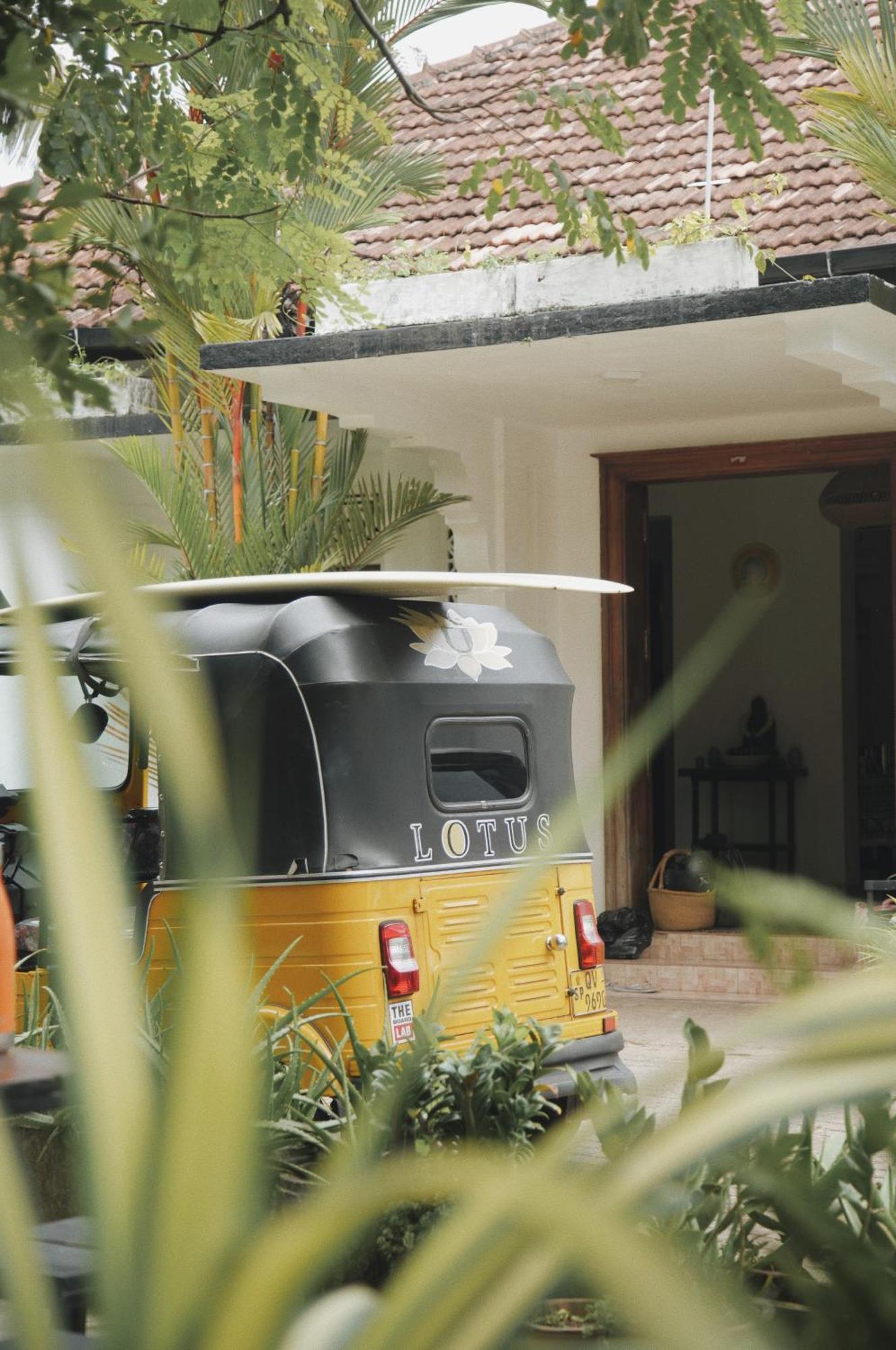 Lotus Surf And Wellness Apartment Ahangama Exterior foto